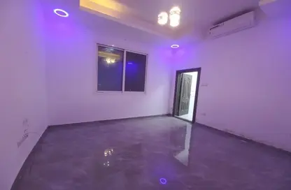 فيلا - 2 غرف نوم - 3 حمامات للايجار في مركز محمد بن زايد - مدينة محمد بن زايد - أبوظبي
