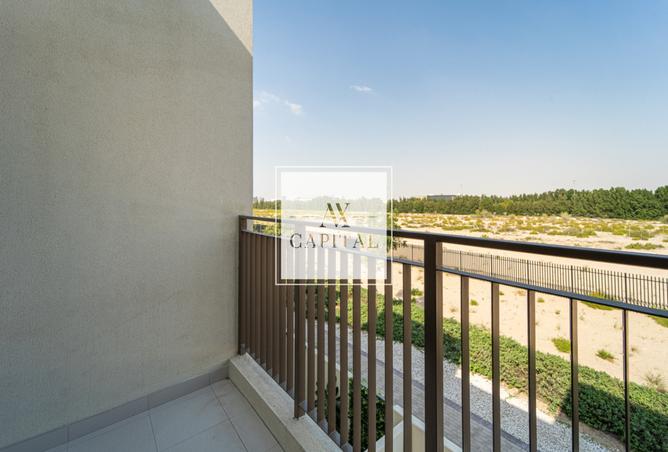 14207002 - Property Main Image