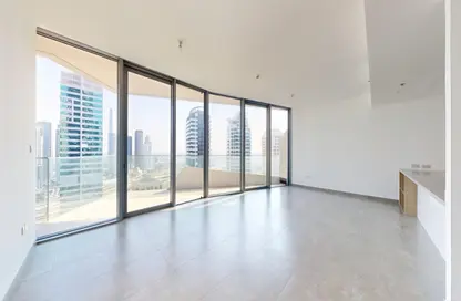 Apartment - 2 Bedrooms - 3 Bathrooms for sale in Stella Maris - Dubai Marina - Dubai