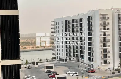 Apartment - 1 Bedroom - 1 Bathroom for rent in Waters Edge - Yas Island - Abu Dhabi