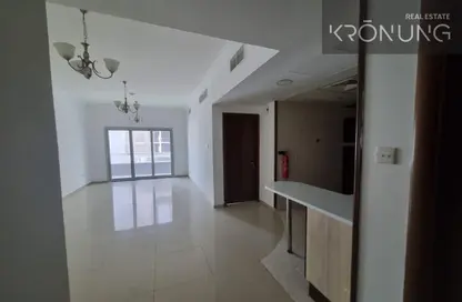 Apartment - 1 Bedroom - 2 Bathrooms for sale in Ontario Tower - Business Bay - Dubai