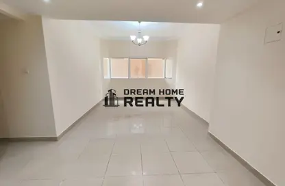 Apartment - 2 Bedrooms - 2 Bathrooms for rent in Al Hafeet Tower 8 - Al Nahda - Sharjah