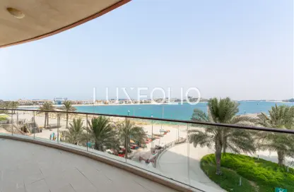 Apartment - 3 Bedrooms - 4 Bathrooms for sale in Tanzanite - Tiara Residences - Palm Jumeirah - Dubai