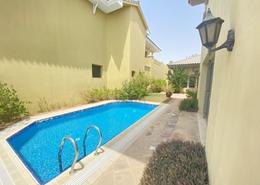 Pool image for: Villa - 4 bedrooms - 4 bathrooms for rent in Garden Homes Frond D - Garden Homes - Palm Jumeirah - Dubai, Image 1