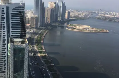 شقة - 2 غرف نوم - 3 حمامات للبيع في برج أمير بو خمسين - المجاز 3 - المجاز - الشارقة