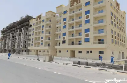 شقة - 2 غرف نوم - 3 حمامات للبيع في قرية الاميرة - الياسمين - عجمان