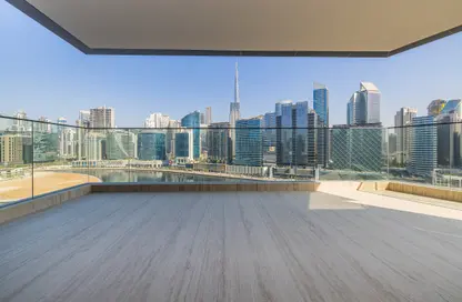 Apartment - 3 Bedrooms - 4 Bathrooms for sale in Volante 2 - Business Bay - Dubai