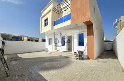 فيلا - 5 غرف نوم - 7 حمامات للايجار في الزاهية جاردنز - الزاهية - عجمان