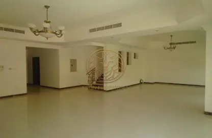 صورة لـ غرفة فارغة فيلا - 4 غرف نوم - 5 حمامات للايجار في أم سقيم 2 - أم سقيم - دبي ، صورة رقم 1