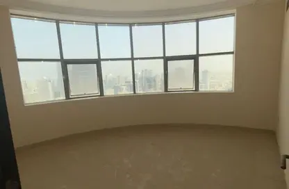 Apartment - 3 Bedrooms - 3 Bathrooms for rent in Al Taawun Street - Al Taawun - Sharjah