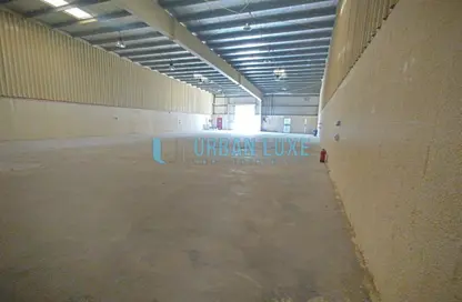 Warehouse - Studio - 1 Bathroom for rent in Dubai Investment Park 2 (DIP 2) - Dubai Investment Park (DIP) - Dubai