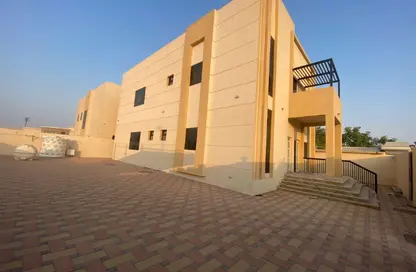 Villa - 5 Bedrooms - 7+ Bathrooms for rent in Musheiref - Ajman