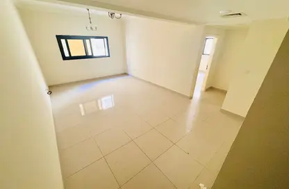 Apartment - 1 Bedroom - 2 Bathrooms for rent in Muwaileh 29 Building - Muwaileh - Sharjah