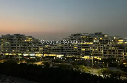 Apartment - 1 Bedroom - 2 Bathrooms for rent in Paradise View 2 - Majan - Dubai Land - Dubai
