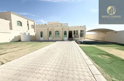 فيلا - 4 غرف نوم - 6 حمامات للايجار في مدينة الرياض - أبوظبي