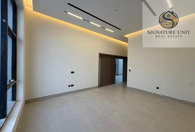 15879600 - Property Image 3