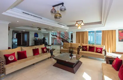 Penthouse - 4 Bedrooms - 5 Bathrooms for sale in Executive Tower G - Executive Towers - Business Bay - Dubai