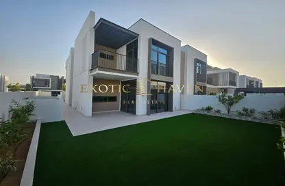 Villa - 4 Bedrooms - 5 Bathrooms for sale in Tilal Al Furjan - Al Furjan - Dubai