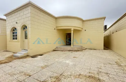 Apartment - 3 Bedrooms - 4 Bathrooms for rent in Shamal Julphar - Ras Al Khaimah