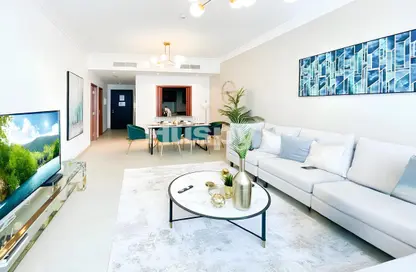 Apartment - 1 Bedroom - 2 Bathrooms for rent in MAG 218 - Dubai Marina - Dubai