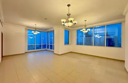 Apartment - 3 Bedrooms - 4 Bathrooms for rent in Manazel Al Safa - Business Bay - Dubai