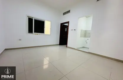 Apartment - Studio - 1 Bathroom for rent in Al Mushrif - Abu Dhabi