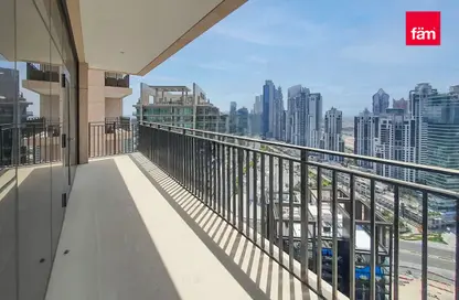 Apartment - 1 Bedroom - 2 Bathrooms for rent in Boulevard Crescent Tower 1 - BLVD Crescent - Downtown Dubai - Dubai