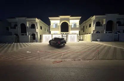 Villa - 5 Bedrooms - 6 Bathrooms for sale in Al Helio 2 - Al Helio - Ajman