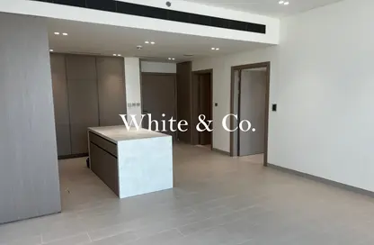 Apartment - 1 Bedroom - 2 Bathrooms for rent in Binghatti Phoenix - Jumeirah Village Circle - Dubai
