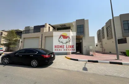 Townhouse - 3 Bedrooms - 4 Bathrooms for rent in Tilal City - Sharjah