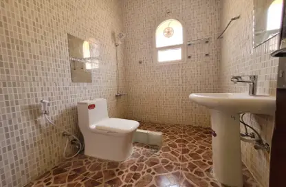 Bathroom image for: Villa - 5 Bedrooms - 7 Bathrooms for rent in Al Mowaihat 2 - Al Mowaihat - Ajman, Image 1