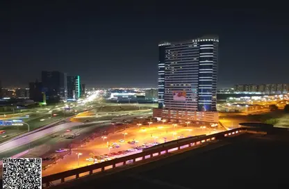 Apartment - 3 Bedrooms - 4 Bathrooms for sale in Conquer Tower - Sheikh Maktoum Bin Rashid Street - Ajman