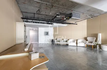 مكتب - استوديو للايجار في برج بلو باي - الخليج التجاري - دبي