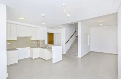 Kitchen image for: Townhouse - 3 Bedrooms - 3 Bathrooms for rent in Hayat Townhouses - Town Square - Dubai, Image 1