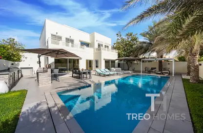 Villa - 4 Bedrooms - 5 Bathrooms for sale in Meadows 1 - Meadows - Dubai