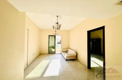 شقة - غرفة نوم - 2 حمامات للايجار في بناية مويليح 29 - مويلح - الشارقة