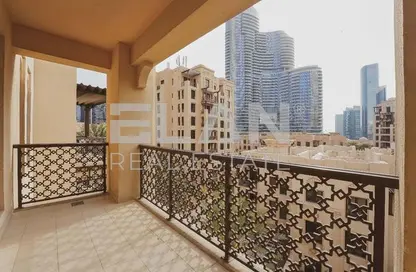 Apartment - 1 Bedroom - 1 Bathroom for sale in Kamoon 1 - Kamoon - Old Town - Dubai
