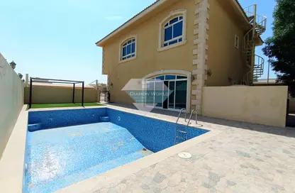 Villa - 4 Bedrooms - 5 Bathrooms for rent in Mohamed Bin Zayed Centre - Mohamed Bin Zayed City - Abu Dhabi