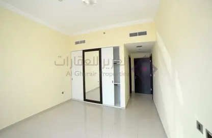 شقة - 2 غرف نوم - 3 حمامات للايجار في الرفاعة - بر دبي - دبي