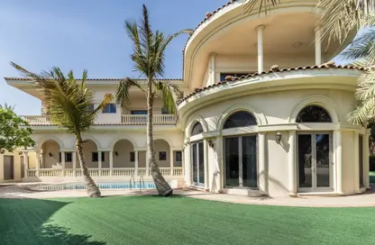 Villa - 6 Bedrooms - 7 Bathrooms for rent in Signature Villas Frond B - Signature Villas - Palm Jumeirah - Dubai