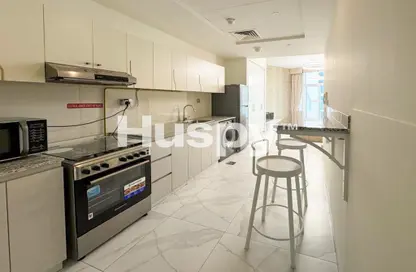 Apartment - Studio - 1 Bathroom for rent in Millennium Binghatti Residences - Business Bay - Dubai