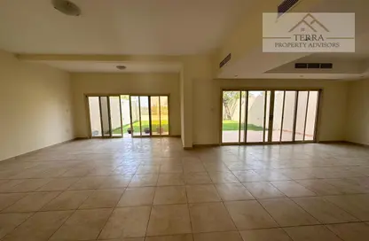 Empty Room image for: Townhouse - 4 Bedrooms - 4 Bathrooms for sale in The Townhouses at Al Hamra Village - Al Hamra Village - Ras Al Khaimah, Image 1