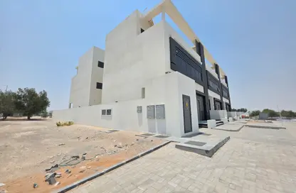 مجمعات للإيجار - استوديو - 6 حمامات للايجار في بني ياس - أبوظبي