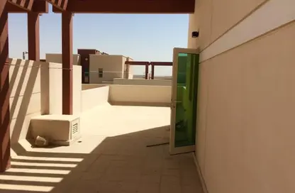 شقة - 1 حمام للايجار في قرية الخليج - الغدير - أبوظبي