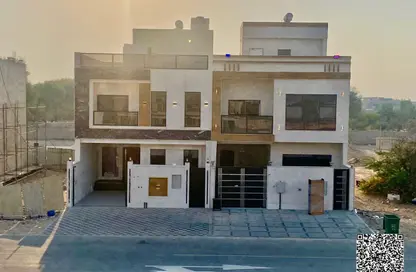 Townhouse - 5 Bedrooms - 7 Bathrooms for sale in Al Yasmeen 1 - Al Yasmeen - Ajman