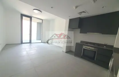 Apartment - 2 Bedrooms - 3 Bathrooms for rent in Tiraz 3 - Aljada - Sharjah