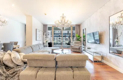 Apartment - 2 Bedrooms - 4 Bathrooms for rent in Building 10 - CityWalk Residential - City Walk - Dubai