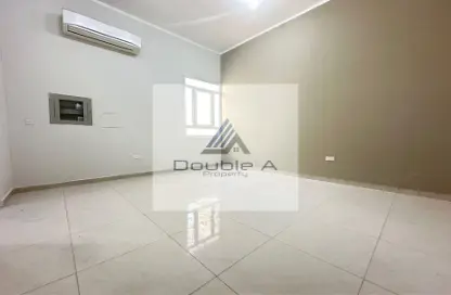 شقة - 2 غرف نوم - 2 حمامات للايجار في مدينة الرياض - أبوظبي