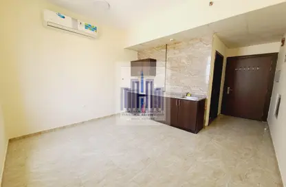 Apartment - Studio - 1 Bathroom for rent in Fire Station Road - Muwaileh - Sharjah