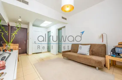 Apartment - 1 Bedroom - 2 Bathrooms for sale in Autumn 2 - Seasons Community - Jumeirah Village Circle - Dubai